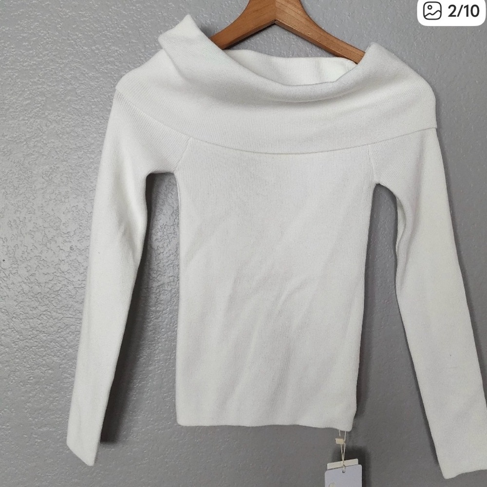 Commense Off Shoulder Overfold Long Sleeve Knit Top - Picture 2 of 3